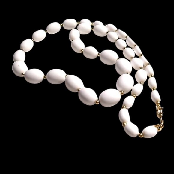 Monet Vintage Single Strand White Lucite Beaded Gold-Tone Spacer Necklace - Picture 5 of 15